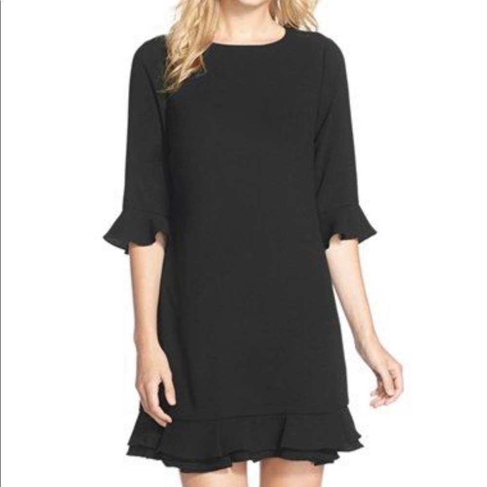 CeCe Ruffle Sleeve/Hem Dress Size 4